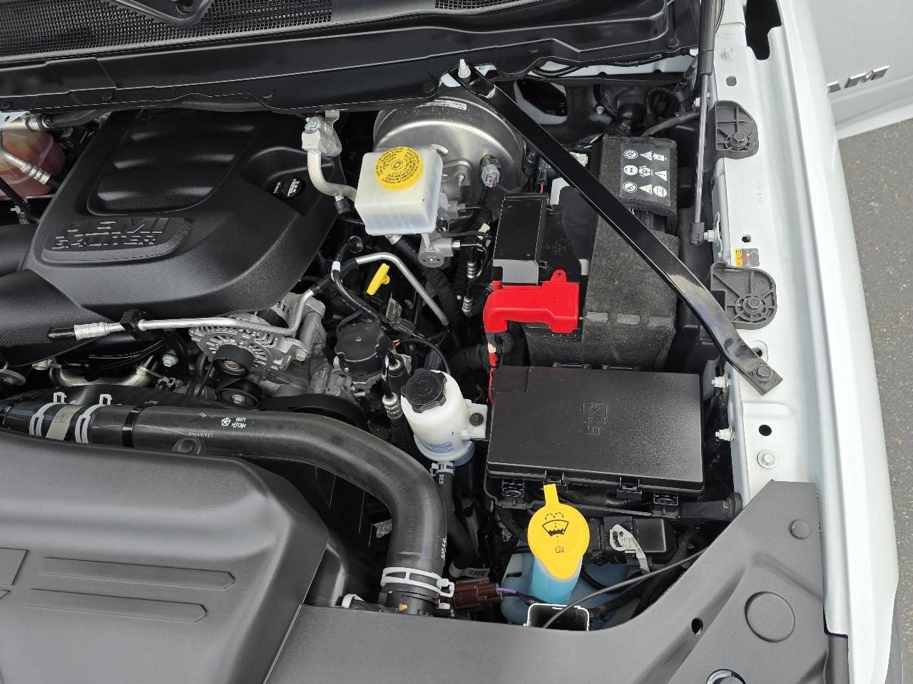 RAM 2500 4WD Crew Cab 149" Big Horn 2024