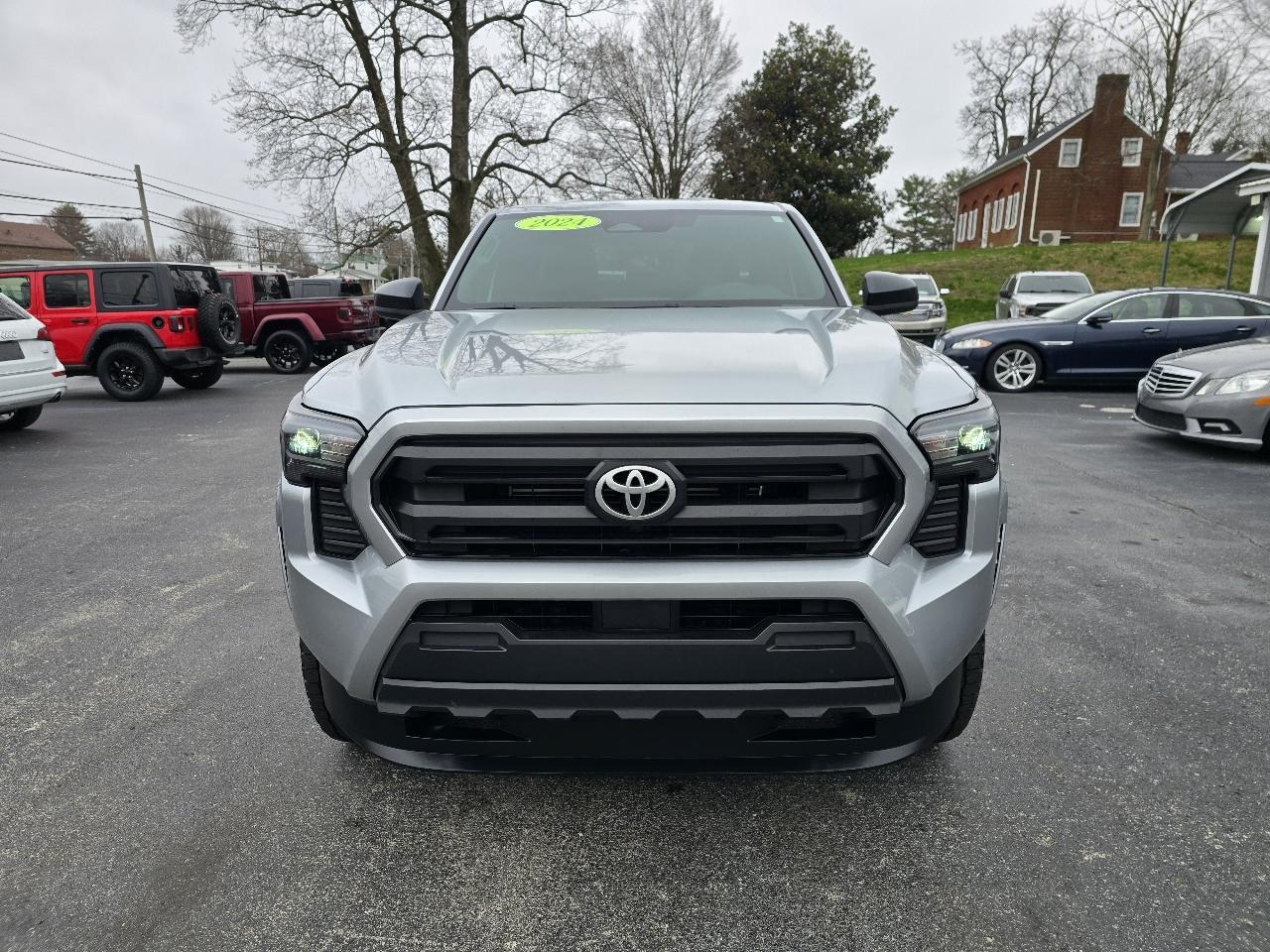 Toyota Tacoma SR Double Cab 4WD 2024