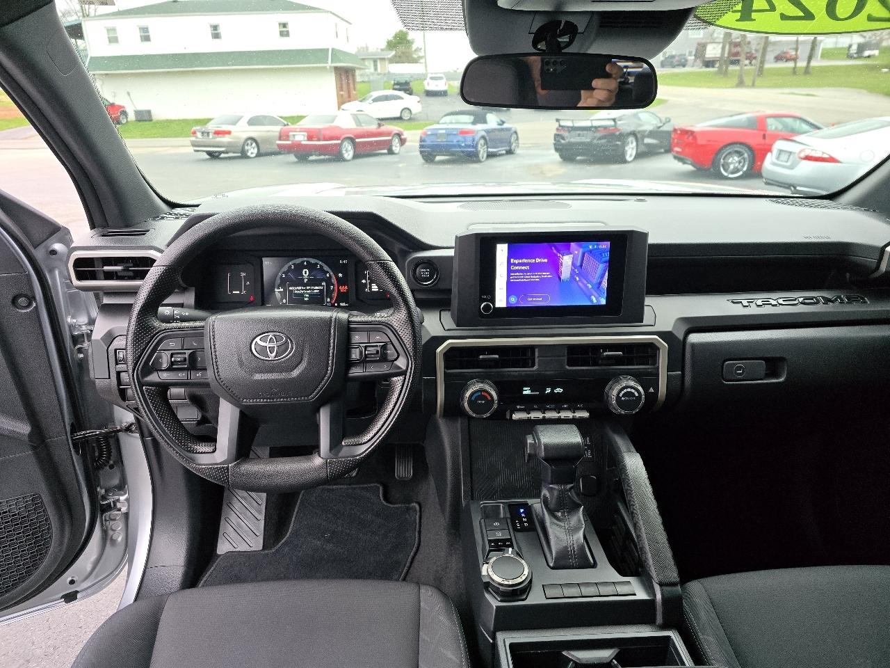 Toyota Tacoma SR Double Cab 4WD 2024