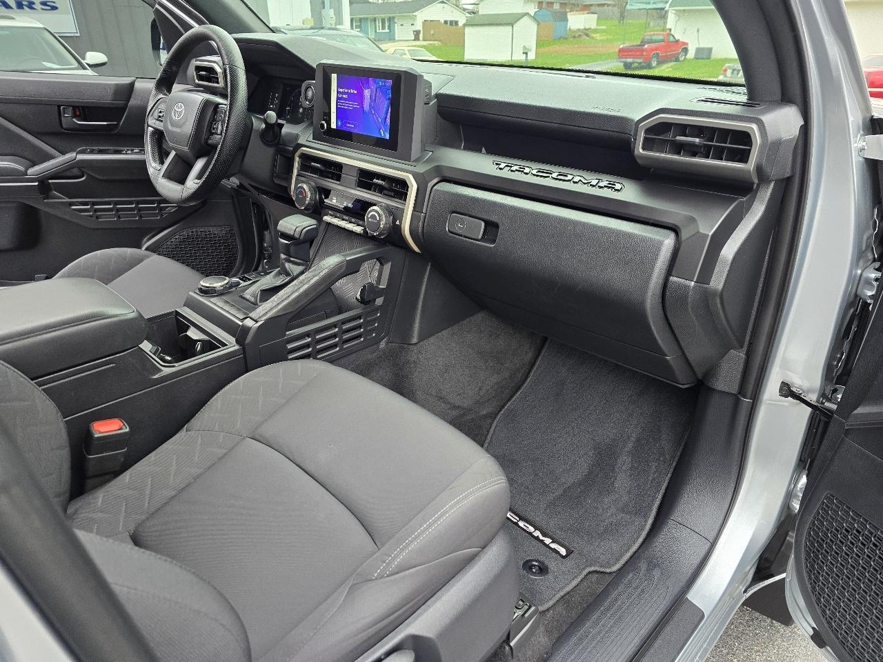 Toyota Tacoma SR Double Cab 4WD 2024