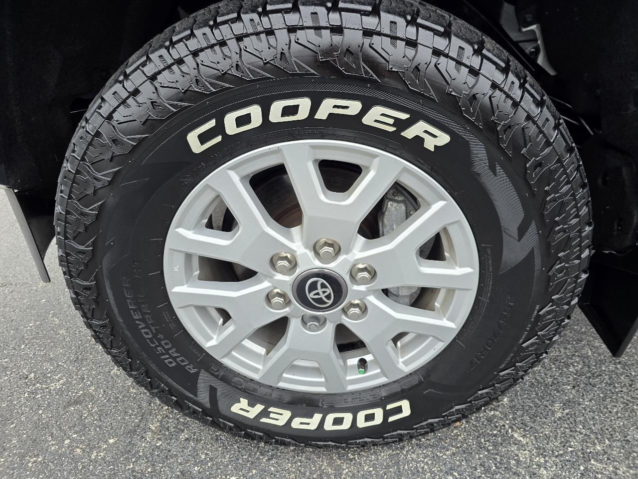 Toyota Tacoma SR Double Cab 4WD 2024