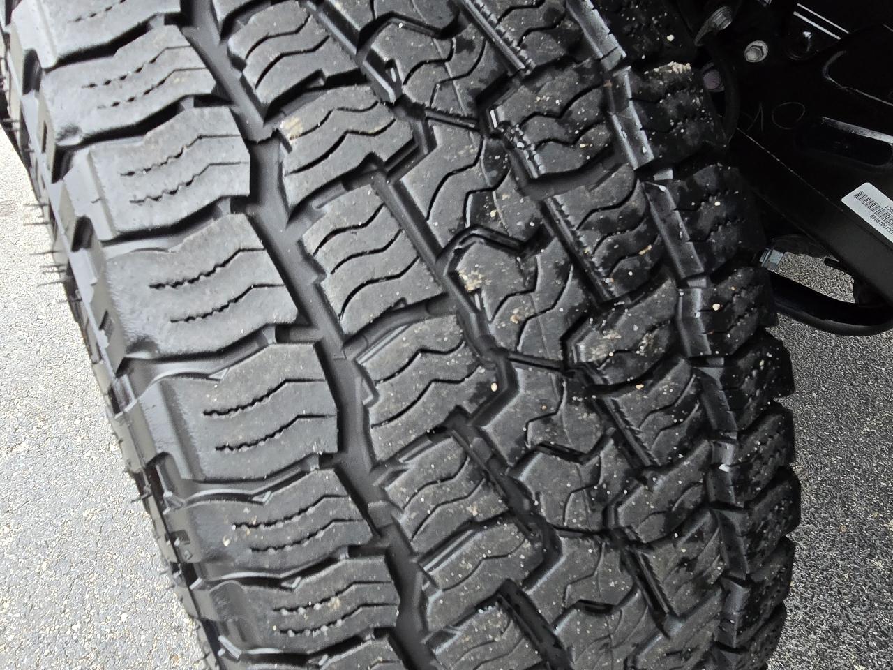 Toyota Tacoma SR Double Cab 4WD 2024