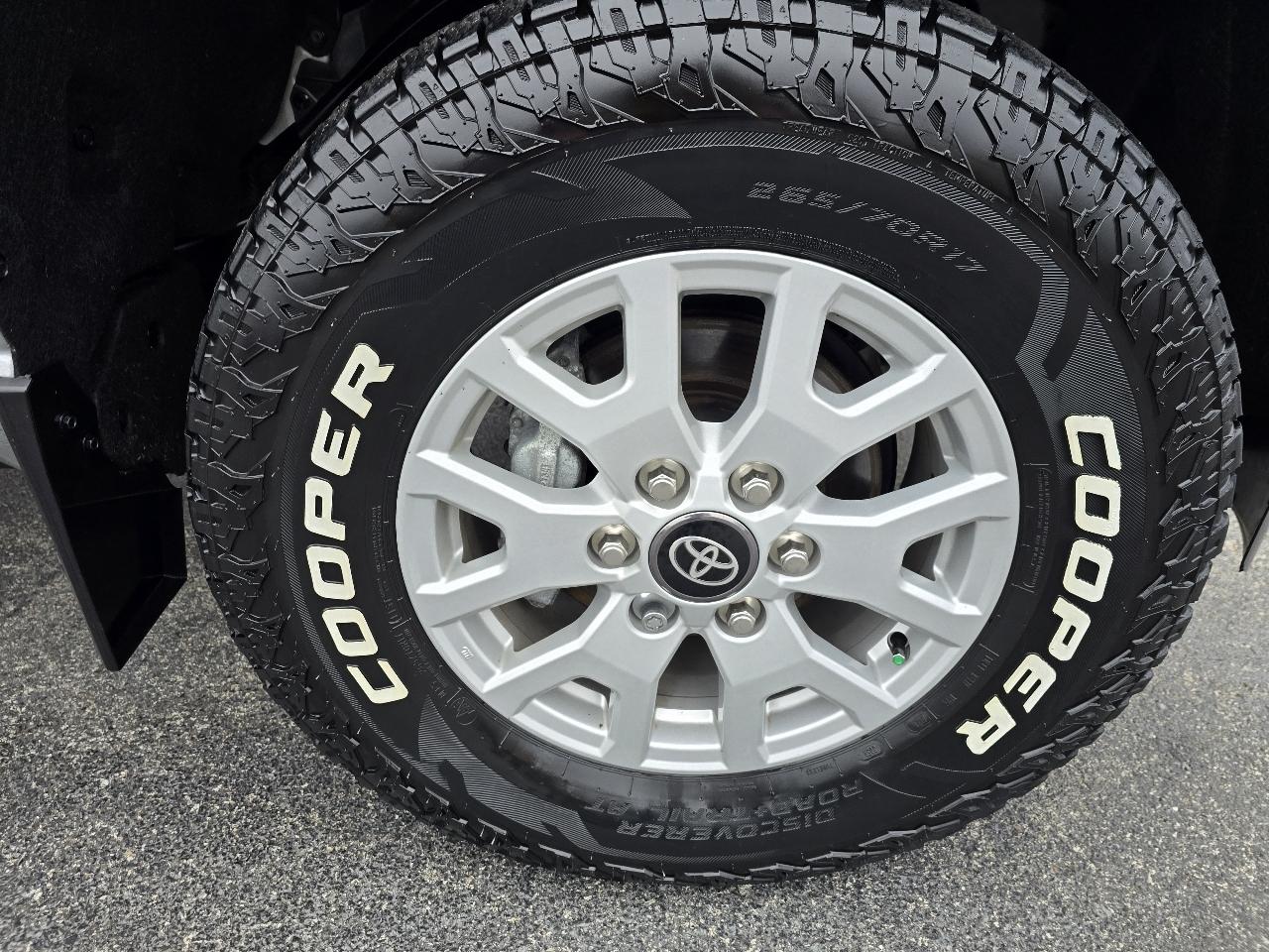 Toyota Tacoma SR Double Cab 4WD 2024