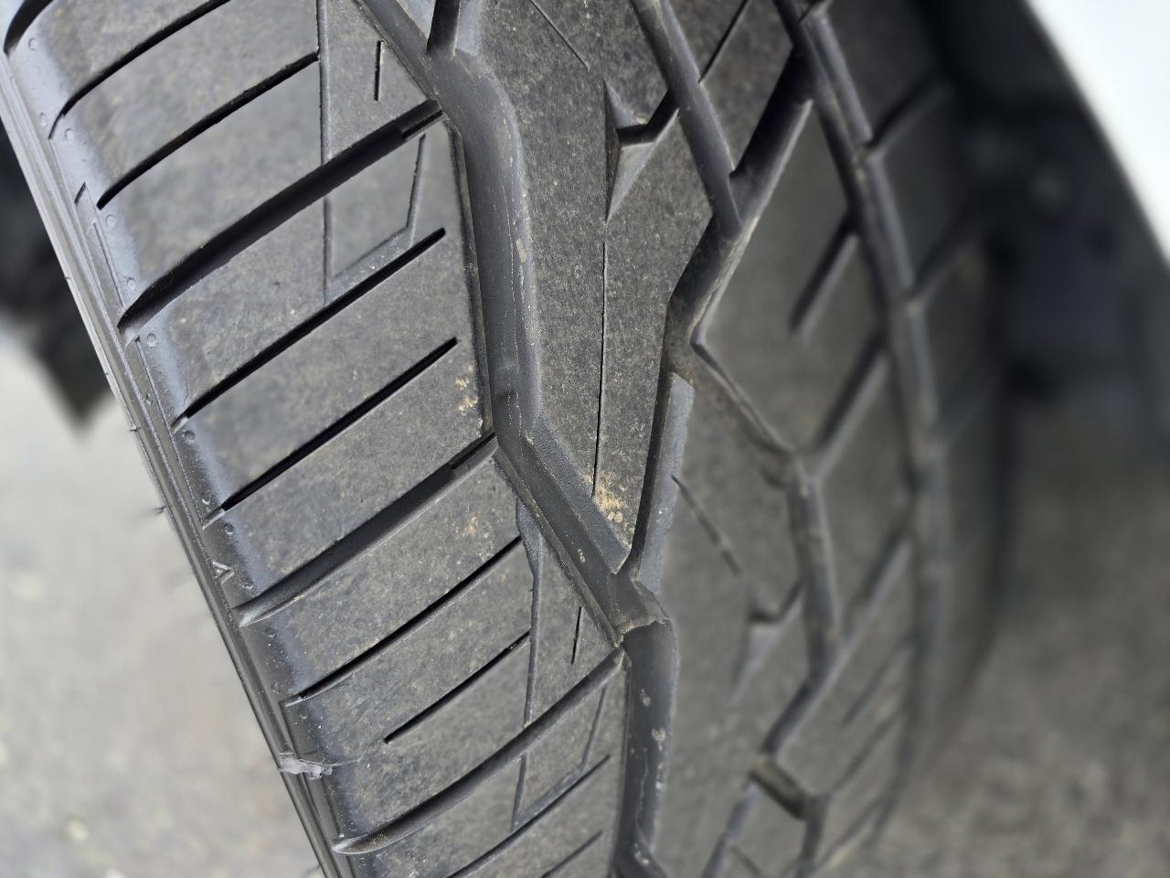 Ford F-150 2WD Reg Cab 122.5" XL 2023