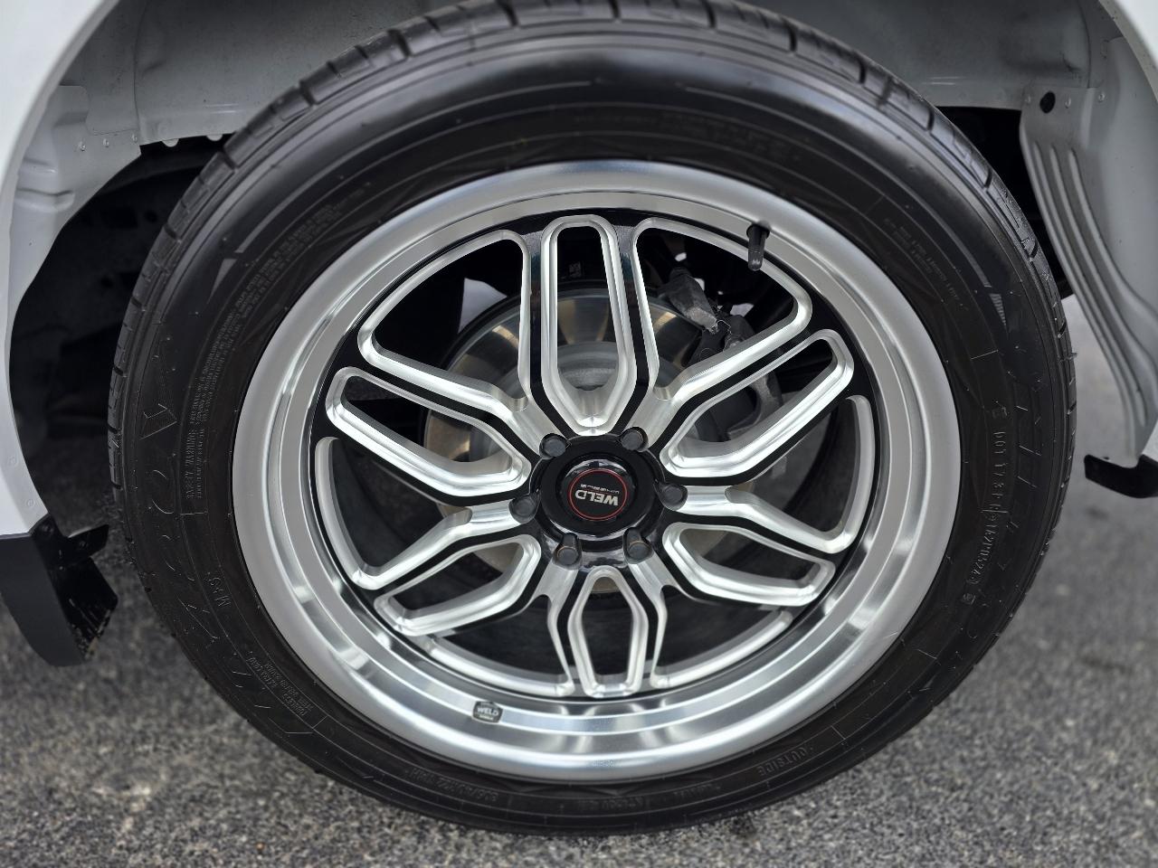 Ford F-150 2WD Reg Cab 122.5" XL 2023