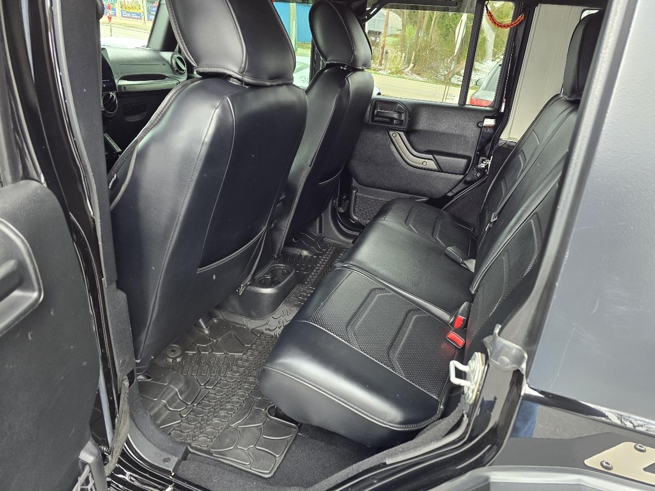 Jeep Wrangler Unlimited Sport 4WD 2017