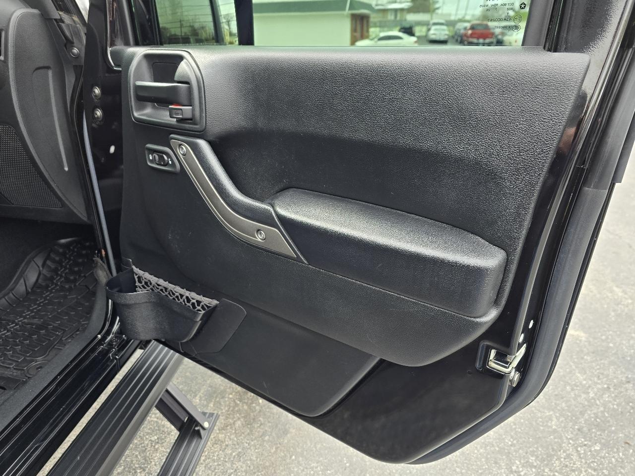 Jeep Wrangler Unlimited Sport 4WD 2017