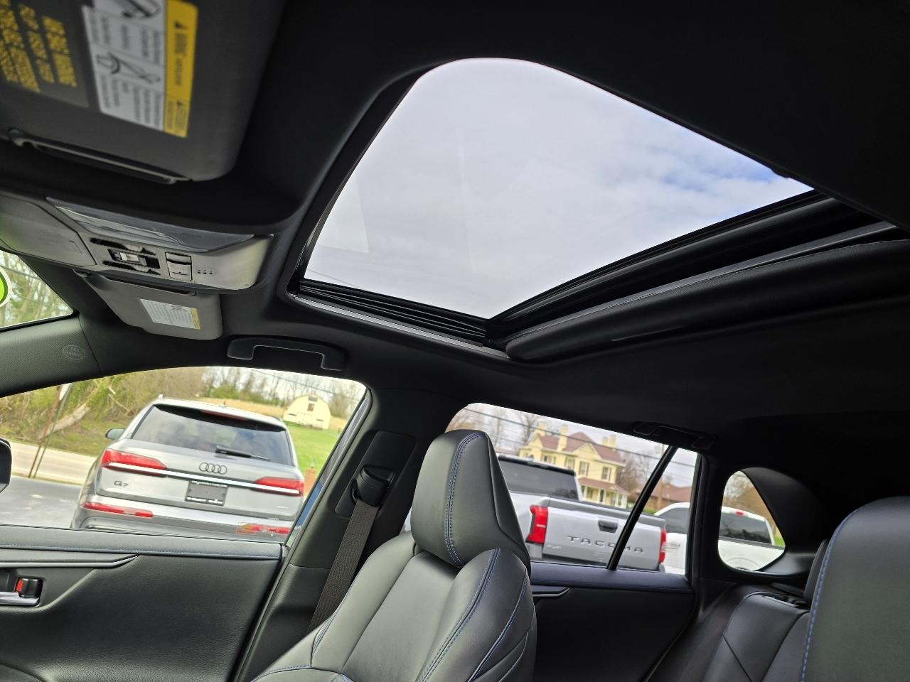 Toyota RAV4 Hybrid XSE 2019