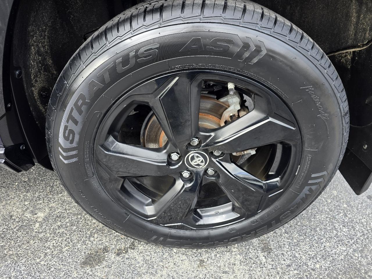 Toyota RAV4 Hybrid XSE 2019