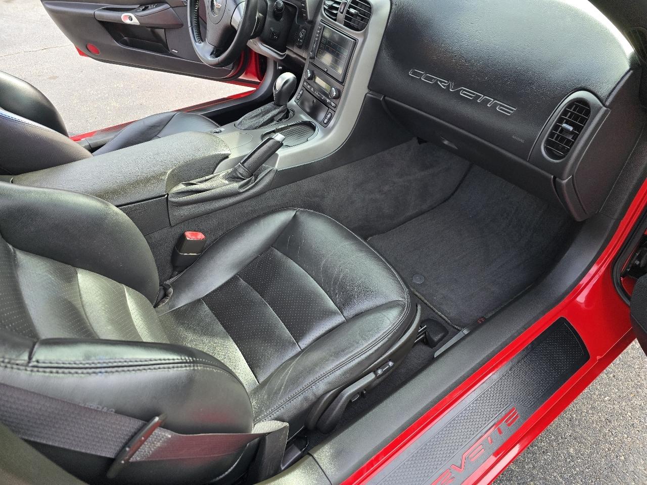 Chevrolet Corvette 2LT 2D Coupe 2006