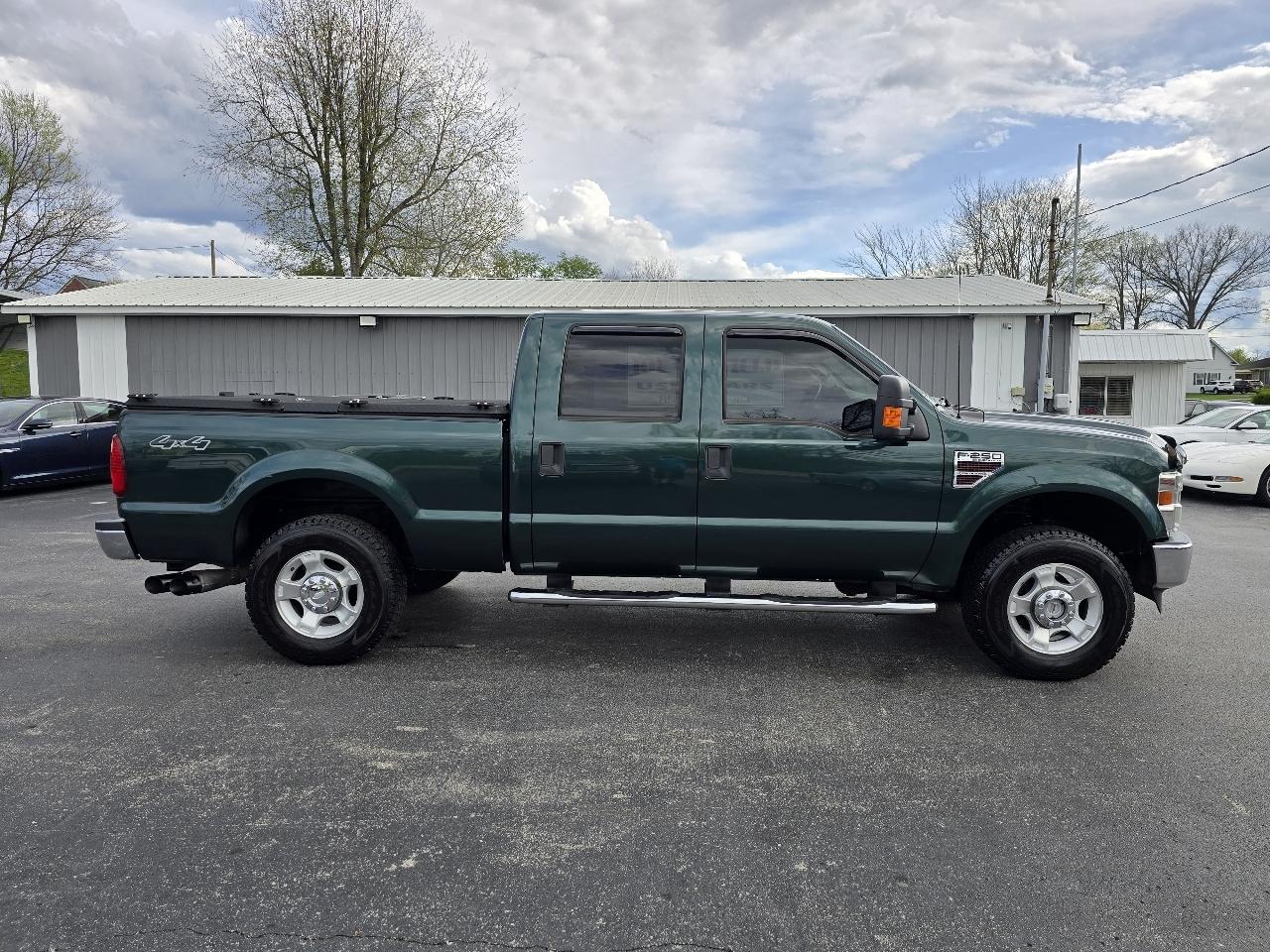 Ford F-250 SD XLT Crew Cab Long Bed 4WD 2009