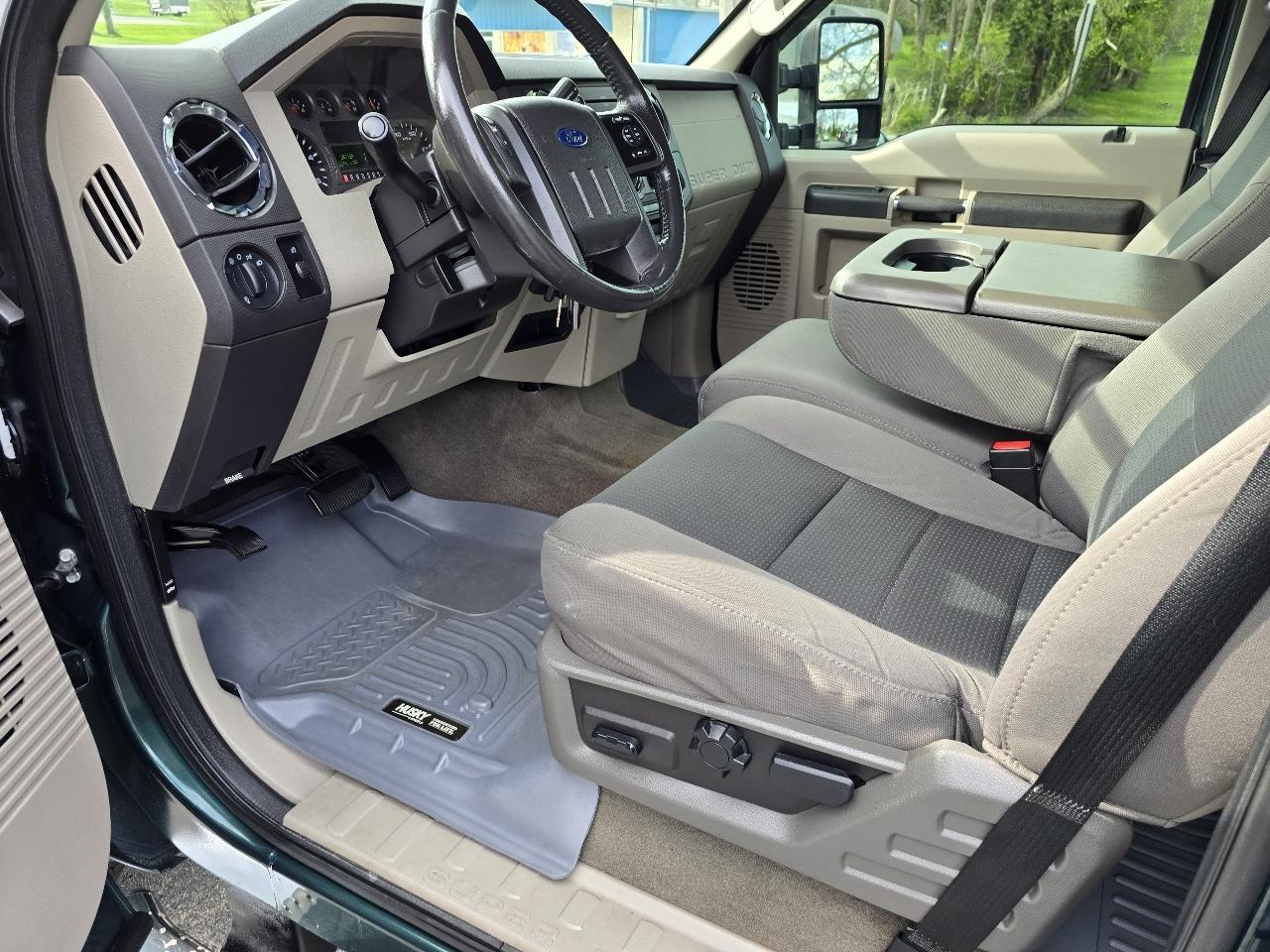 Ford F-250 SD XLT Crew Cab Long Bed 4WD 2009