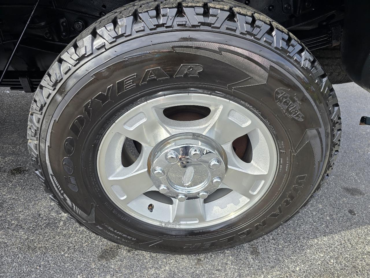 Ford F-250 SD XLT Crew Cab Long Bed 4WD 2009