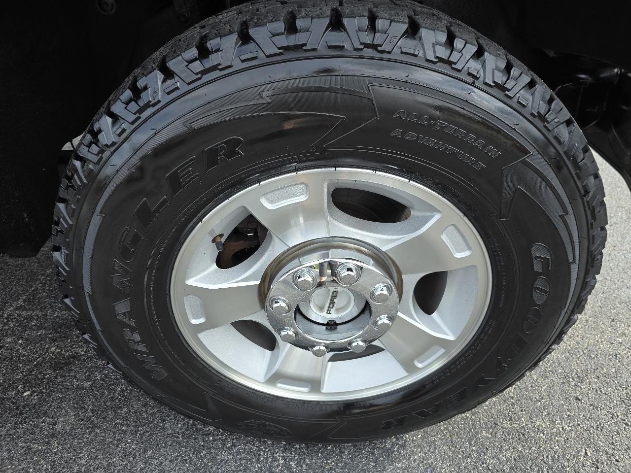 Ford F-250 SD XLT Crew Cab Long Bed 4WD 2009