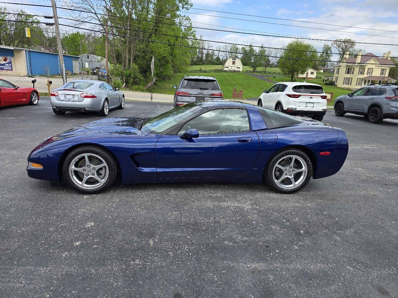Chevrolet Corvette Coupe 2004