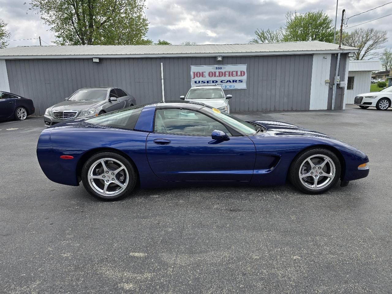 Chevrolet Corvette Coupe 2004