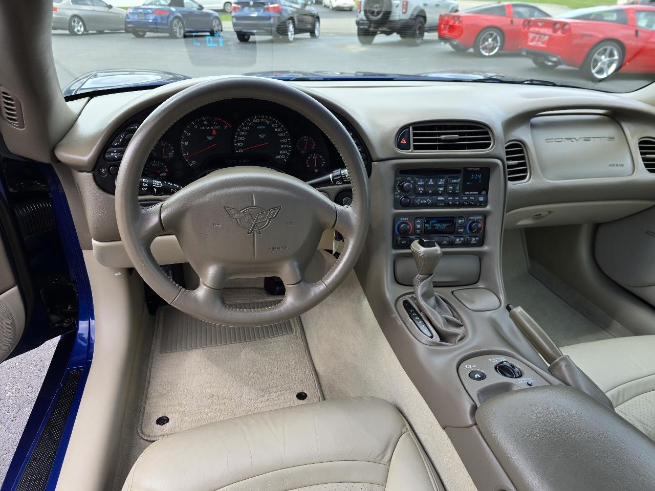 Chevrolet Corvette Coupe 2004