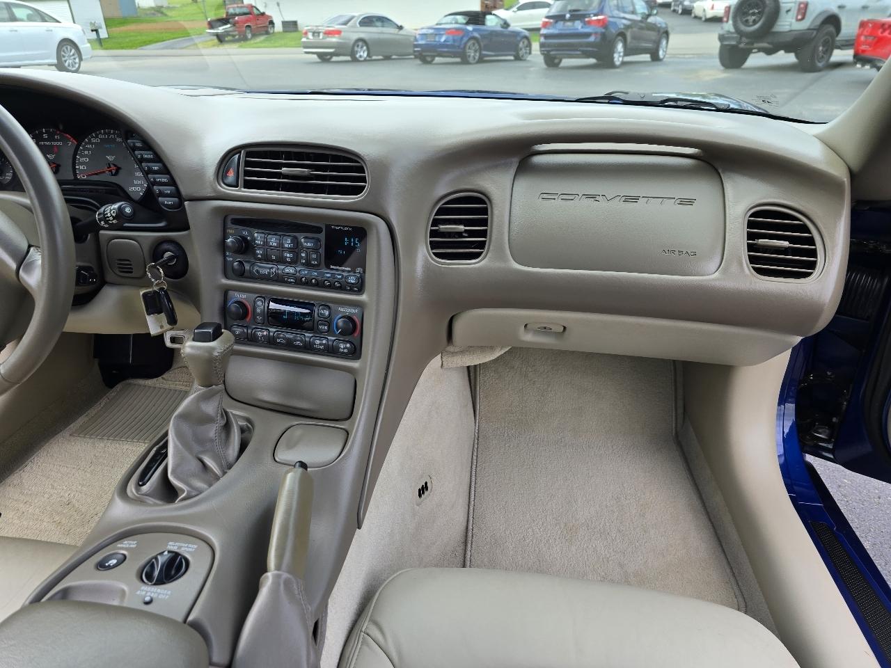 Chevrolet Corvette Coupe 2004