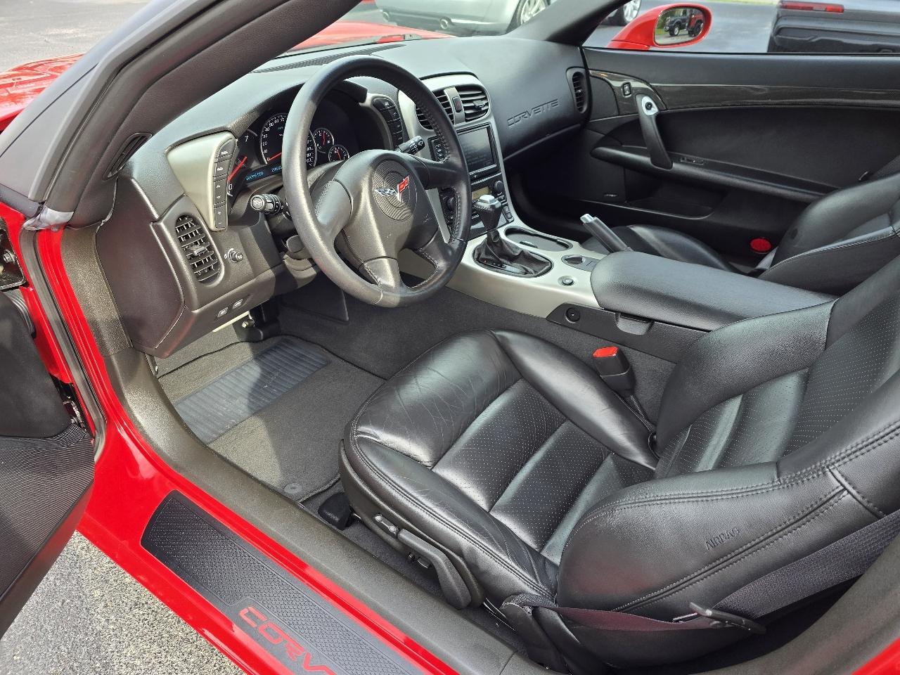 Chevrolet Corvette 2LT Coupe Automatic 2005