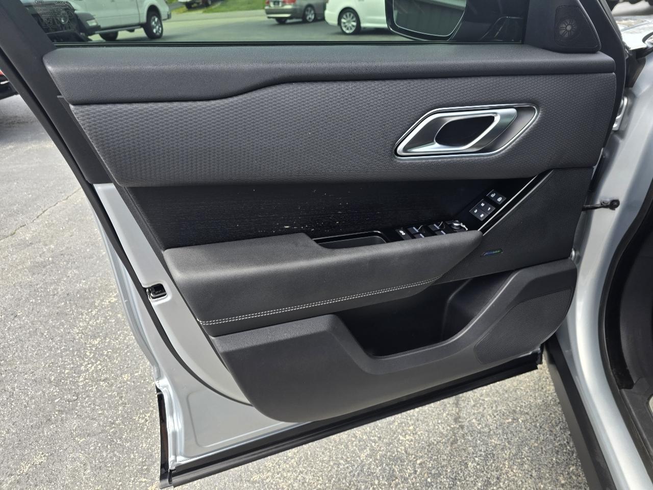 Land Rover Range Rover Velar P250 R-Dynamic S 2023