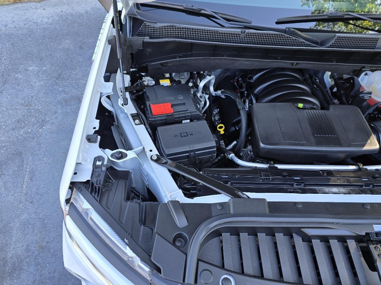 Chevrolet Silverado 1500 4WD Crew Cab 147" RST 2025
