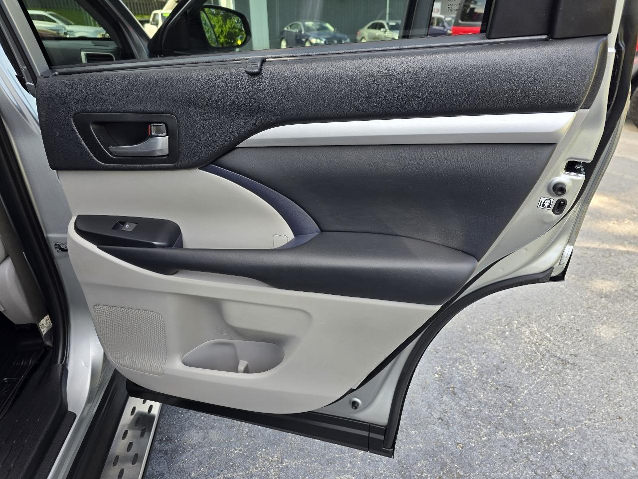 Toyota Highlander XLE AWD V6 2019