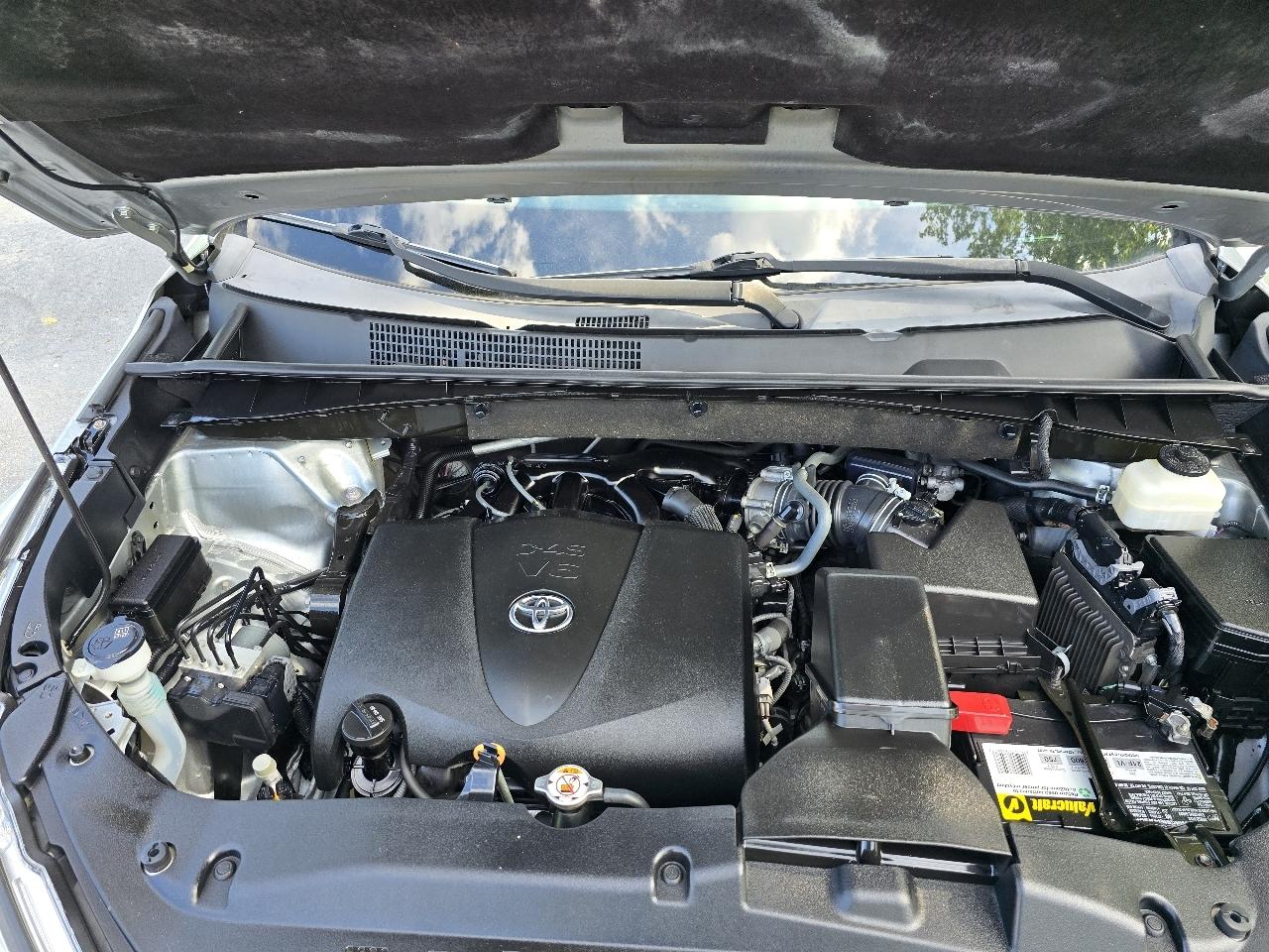Toyota Highlander XLE AWD V6 2019