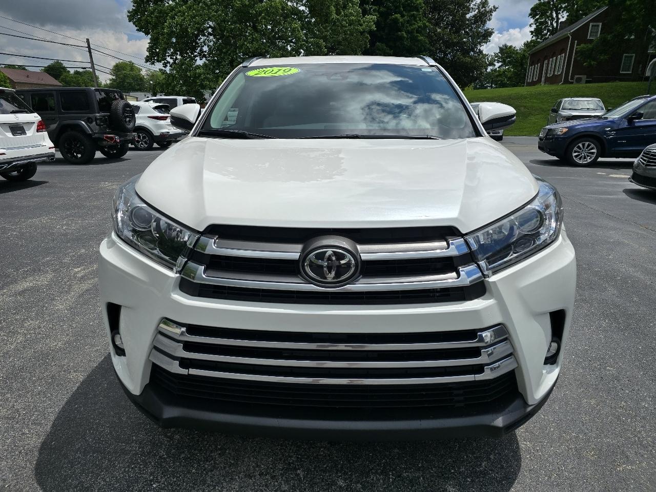 Toyota Highlander Limited AWD V6 2019
