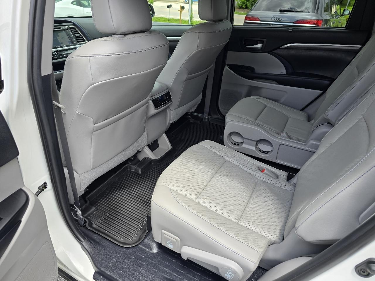 Toyota Highlander Limited AWD V6 2019