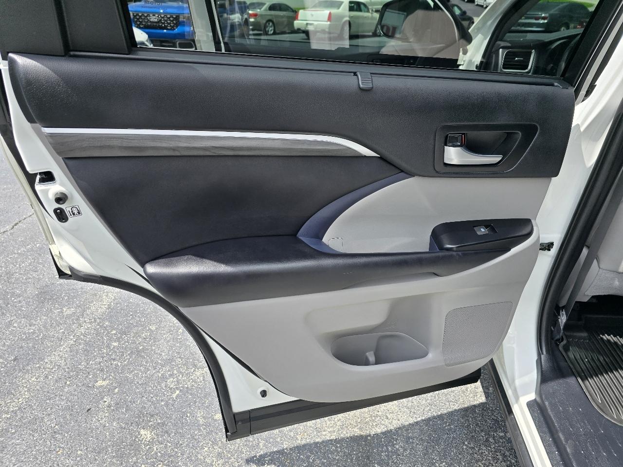 Toyota Highlander Limited AWD V6 2019