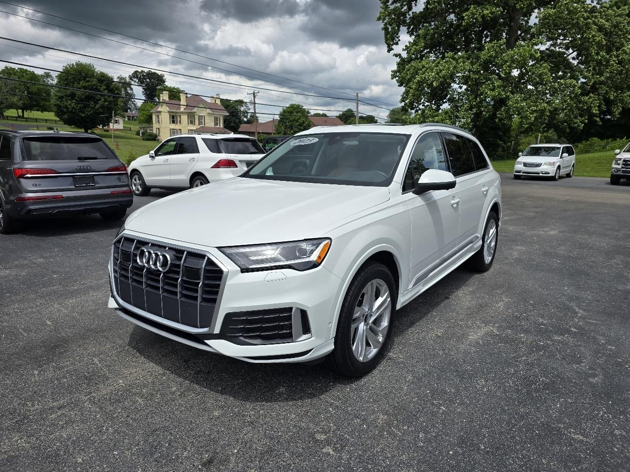 2023 Audi Q7 Premium 45 TFSI quattro
