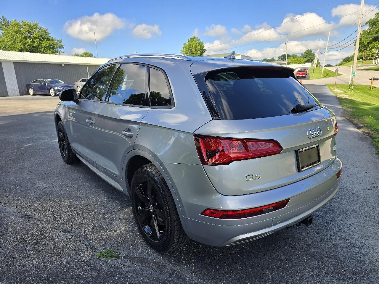 Audi Q5 2.0T Premium quattro 2018
