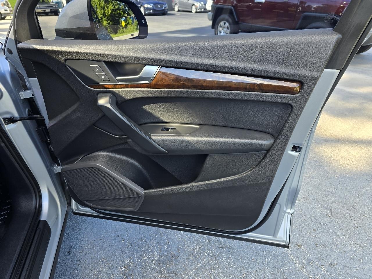 Audi Q5 2.0T Premium quattro 2018