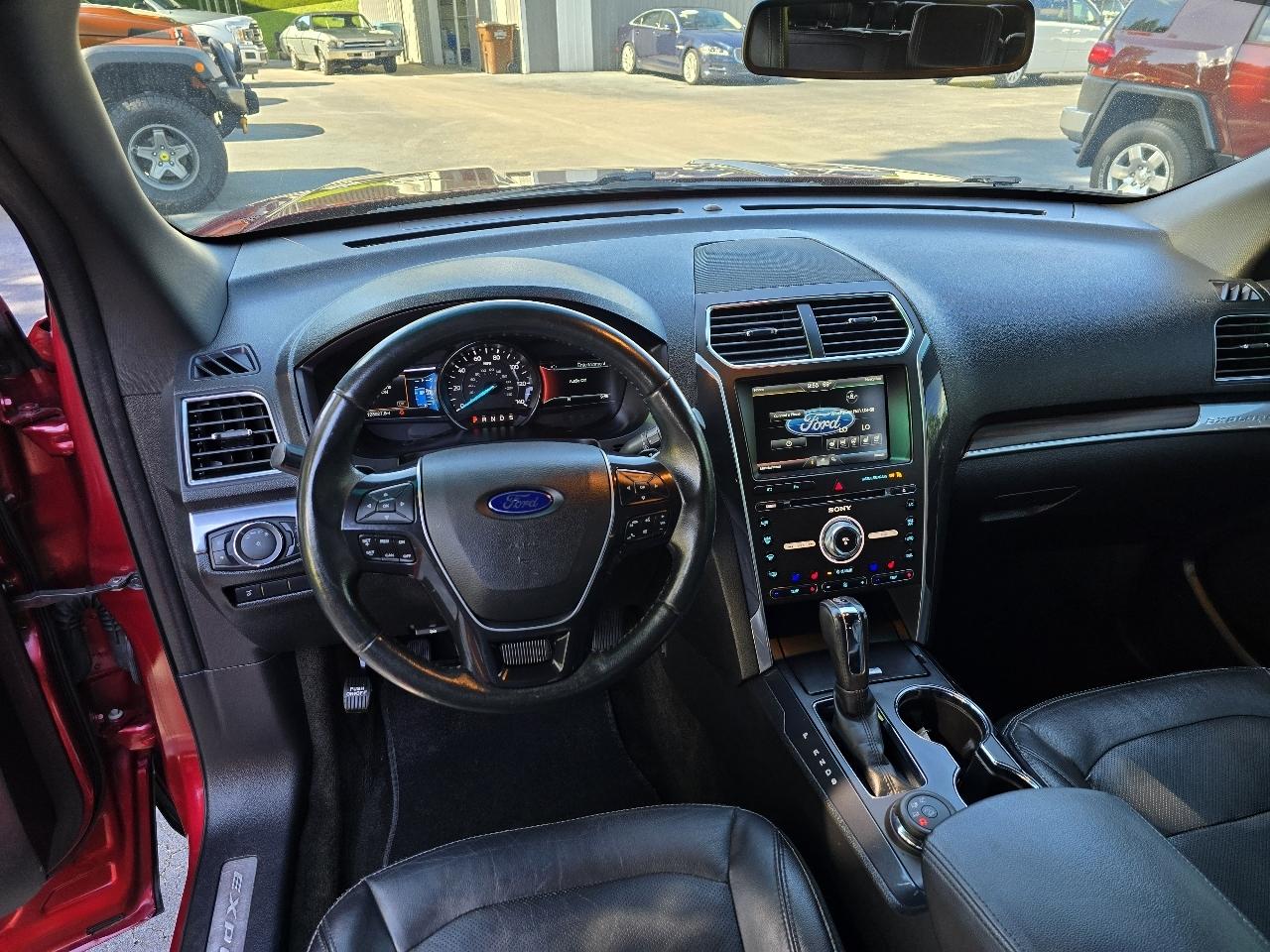 Ford Explorer Limited 4WD 2016