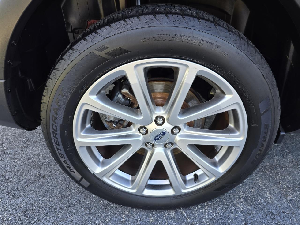 Ford Explorer Limited 4WD 2016