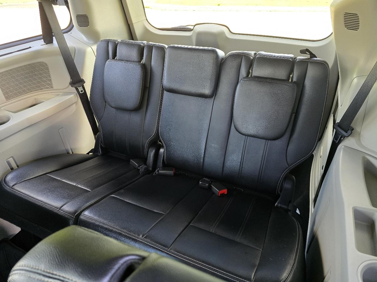 Chrysler Town & Country Touring 2014