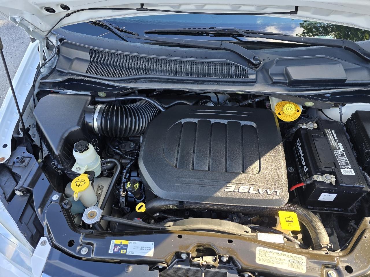 Chrysler Town & Country Touring 2014