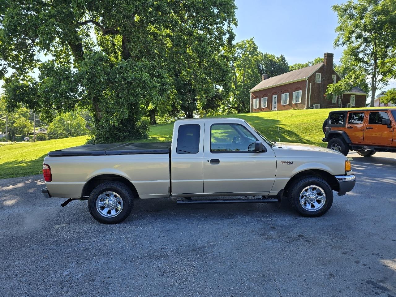 Ford Ranger 4dr Supercab 4.0L XLT Appearance 2002