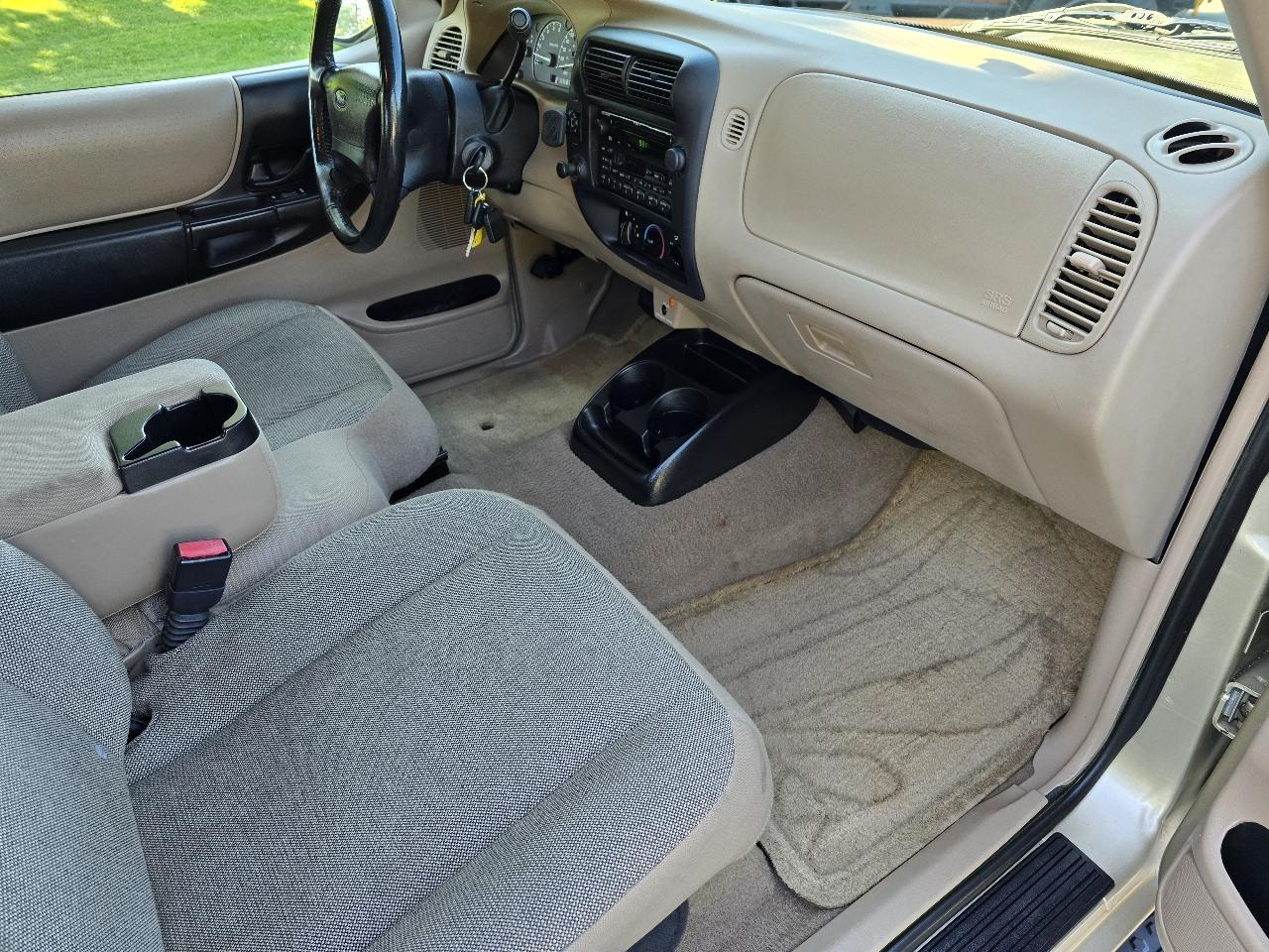 Ford Ranger 4dr Supercab 4.0L XLT Appearance 2002