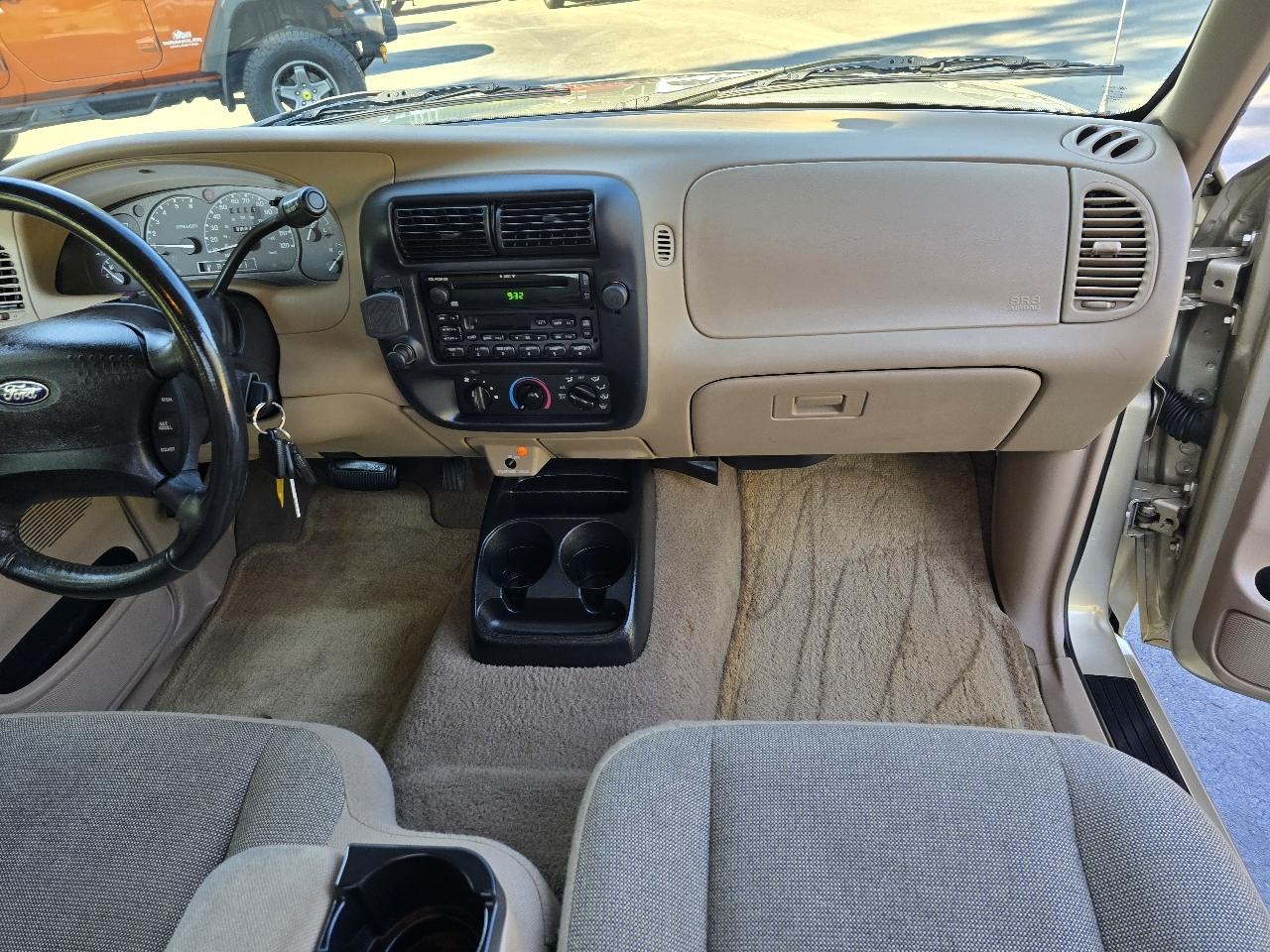 Ford Ranger 4dr Supercab 4.0L XLT Appearance 2002