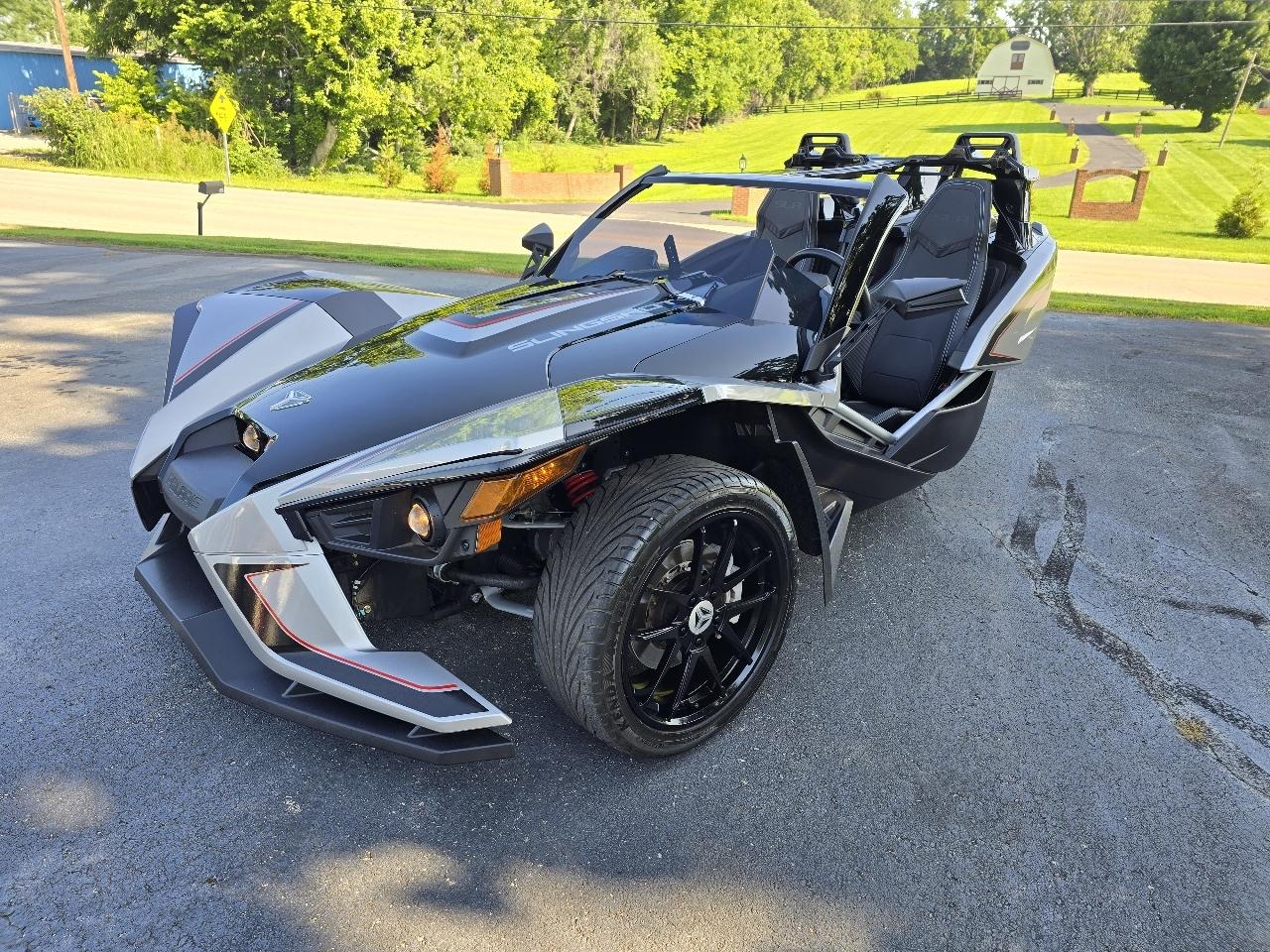 2017 Polaris Slingshot SLR