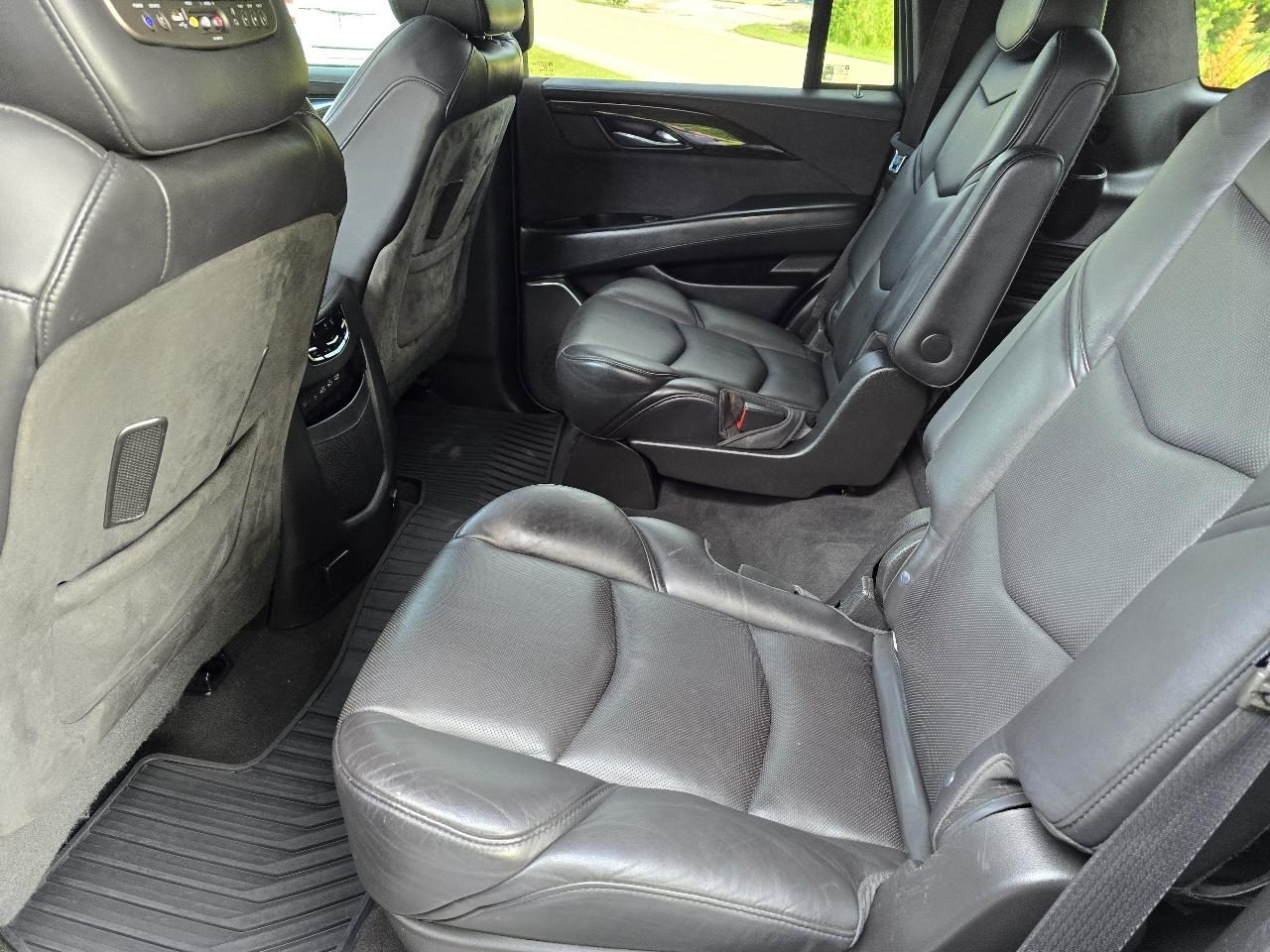 Cadillac Escalade Platinum 4WD 2019
