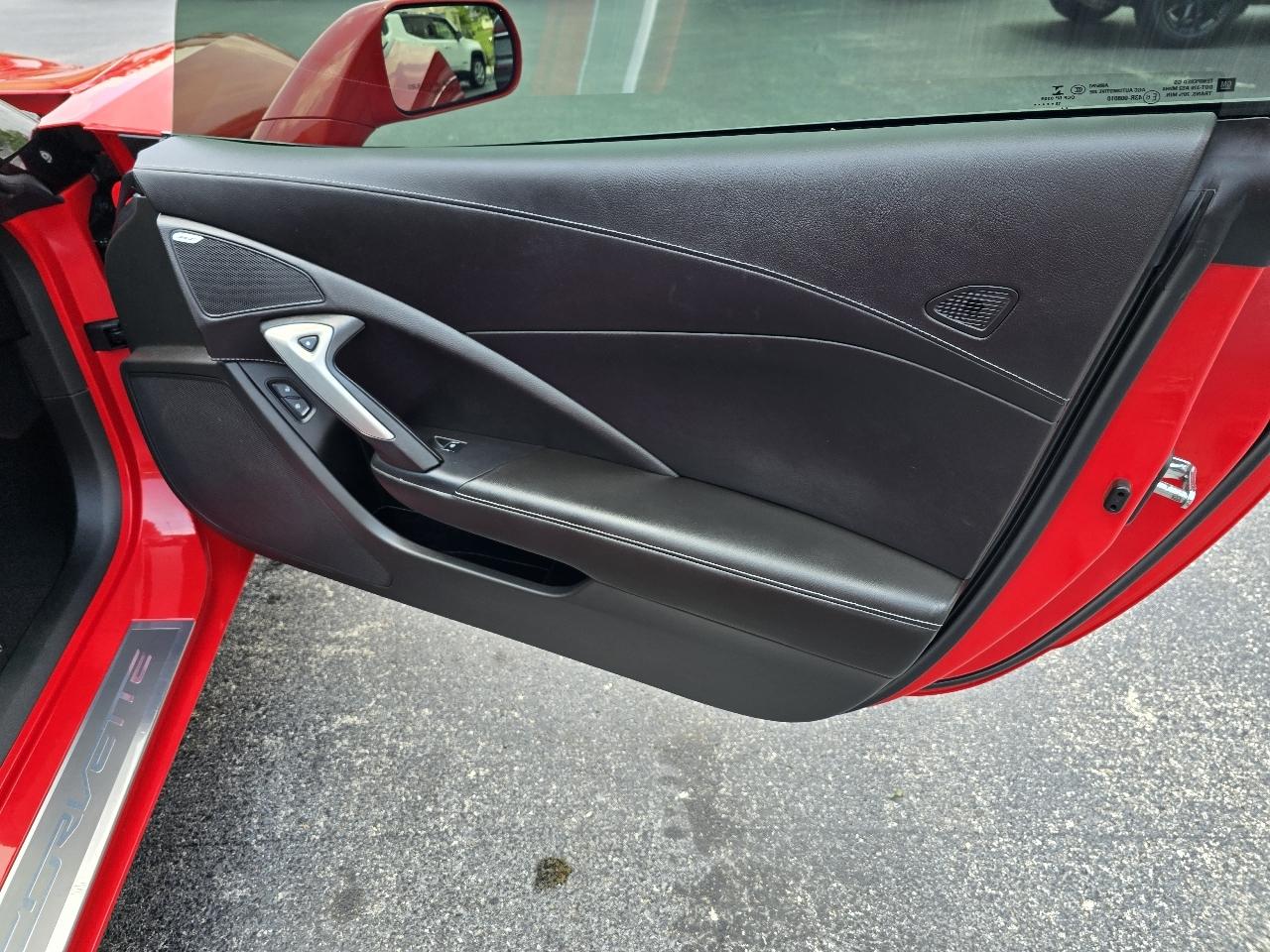 Chevrolet Corvette Stingray 2LT Coupe Automatic 2014