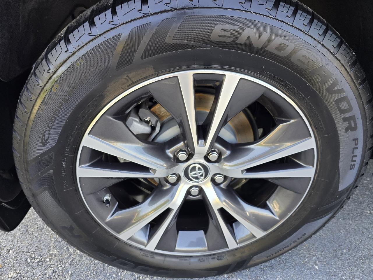 Toyota Highlander XLE AWD V6 2016