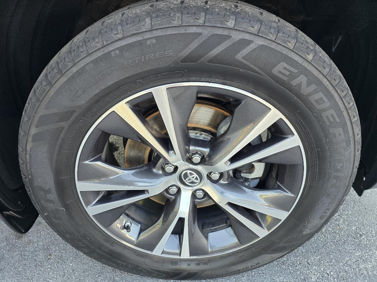 Toyota Highlander XLE AWD V6 2016