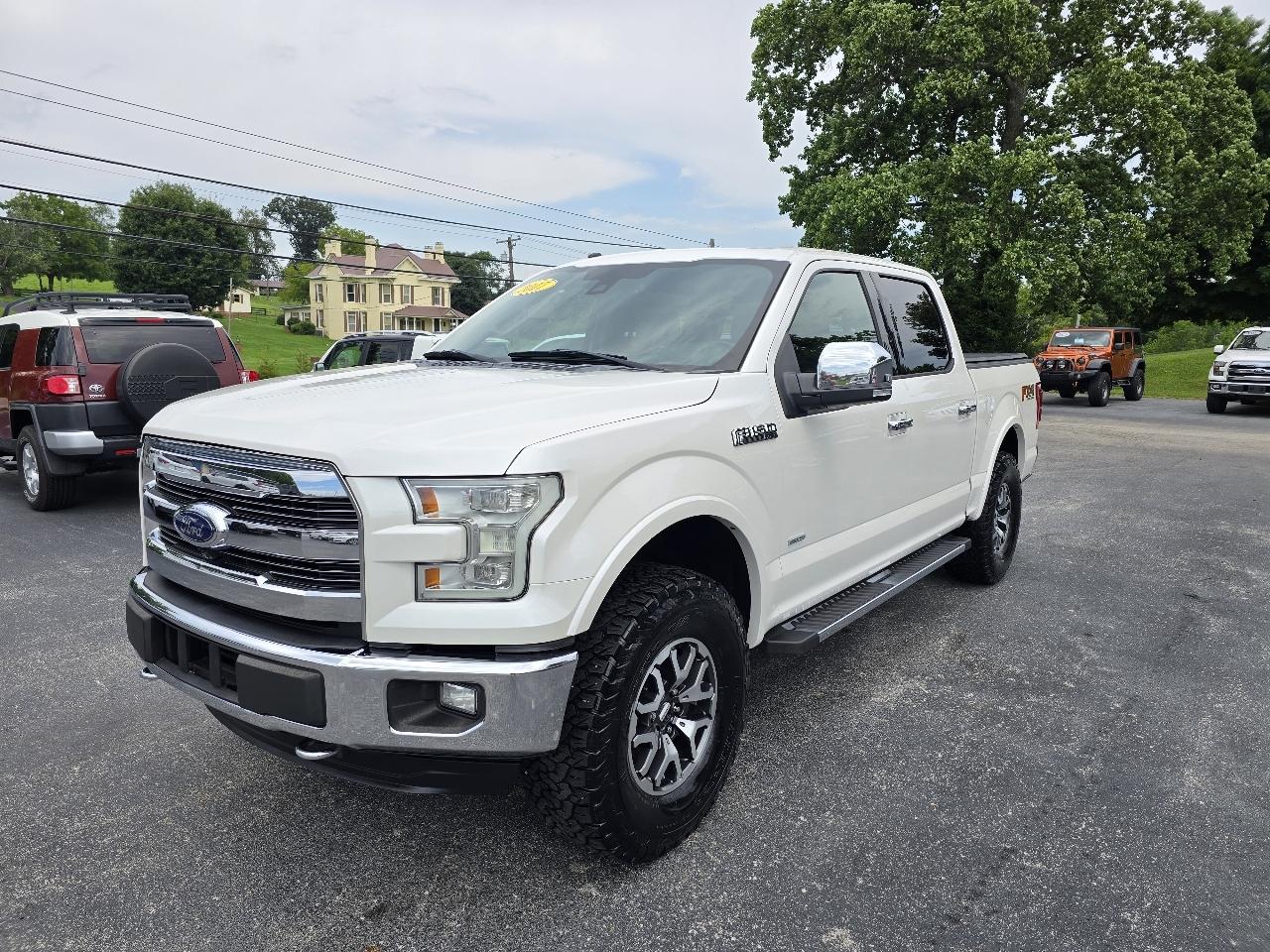 Ford F-150 4WD SuperCrew 145" Lariat 2016