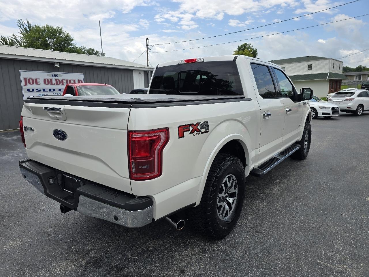 Ford F-150 4WD SuperCrew 145" Lariat 2016