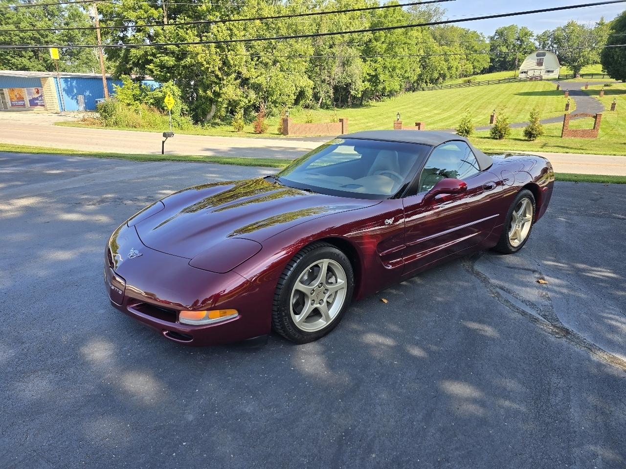 Chevrolet Corvette 2dr Conv w/2LT 2003