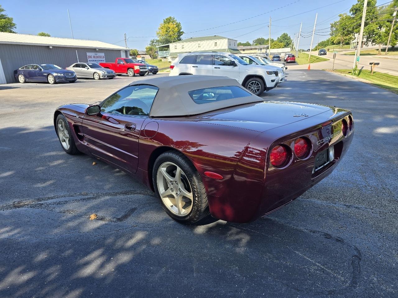 Chevrolet Corvette 2dr Conv w/2LT 2003
