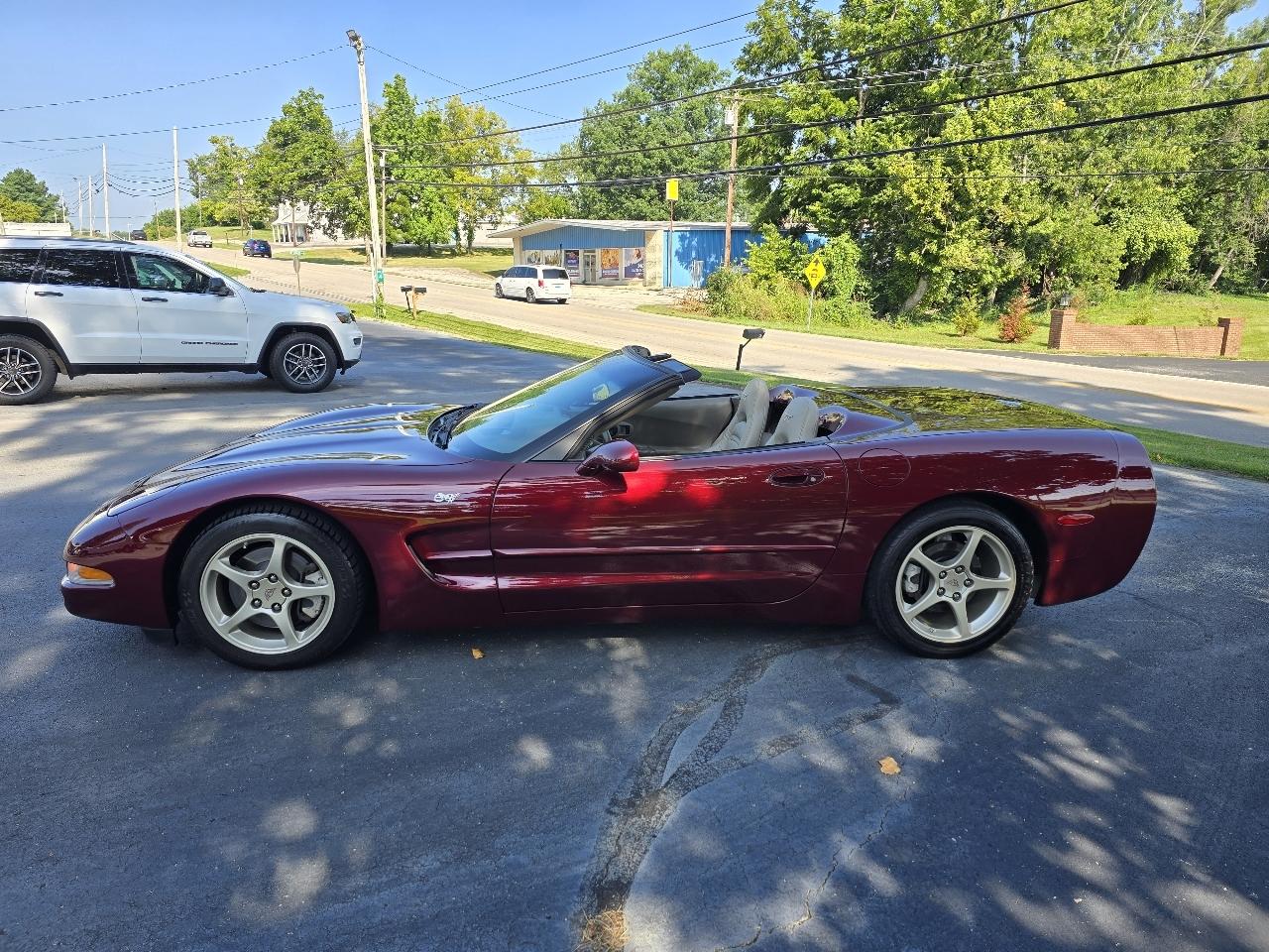Chevrolet Corvette 2dr Conv w/2LT 2003